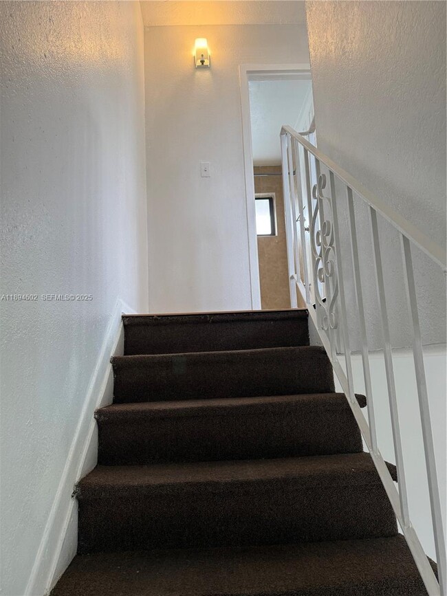 Building Photo - 180 NE 71st St