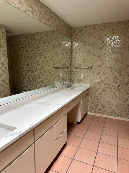 Building Photo - 106 Quail Run