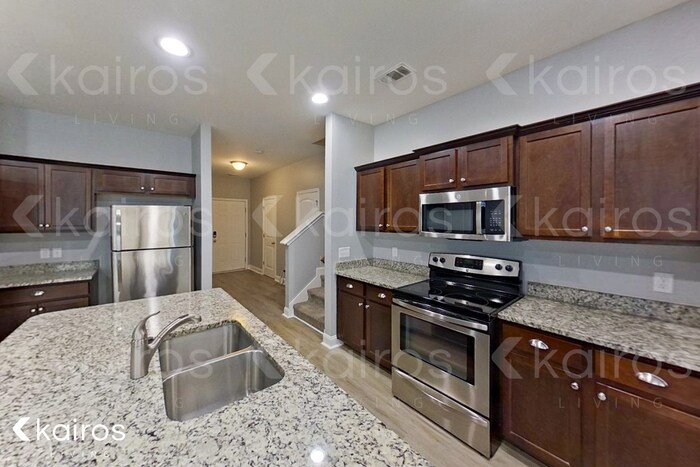 Building Photo - 815 Ferguson Ln