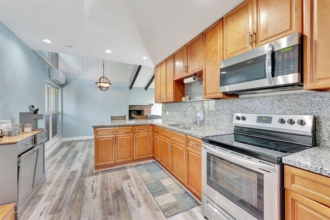 Building Photo - 4441 NW 37th St