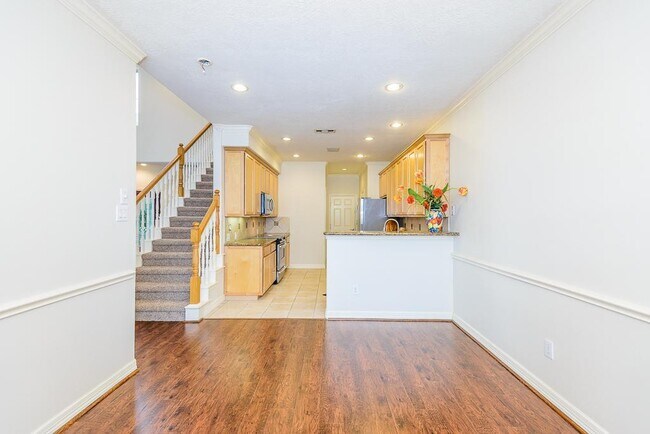 Building Photo - 12330 Timber Hollow