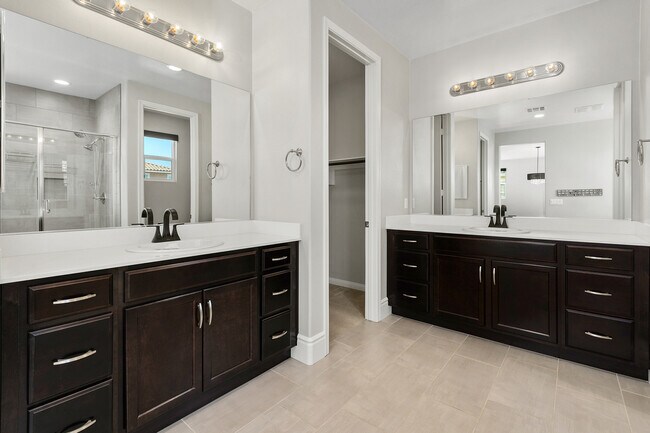 Building Photo - 30592 Hawkscrest Rd