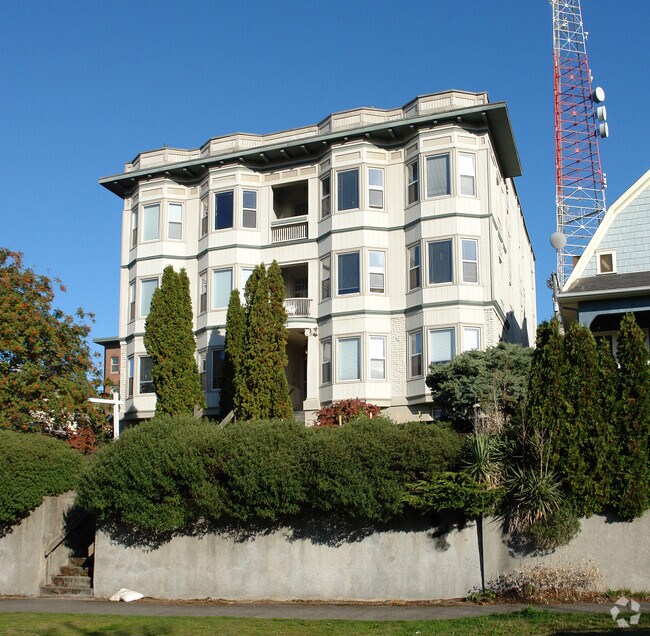 Primary Photo - The Fitzgerald Apartments