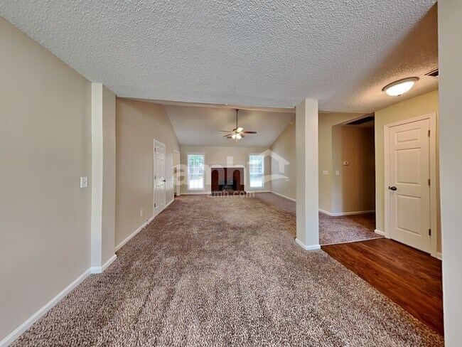 Building Photo - 2725 Freemans Walk Dr