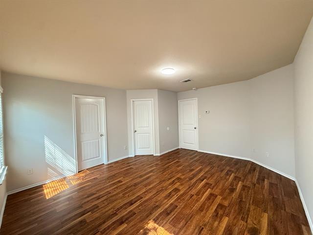 Building Photo - 701 Westwood Ct