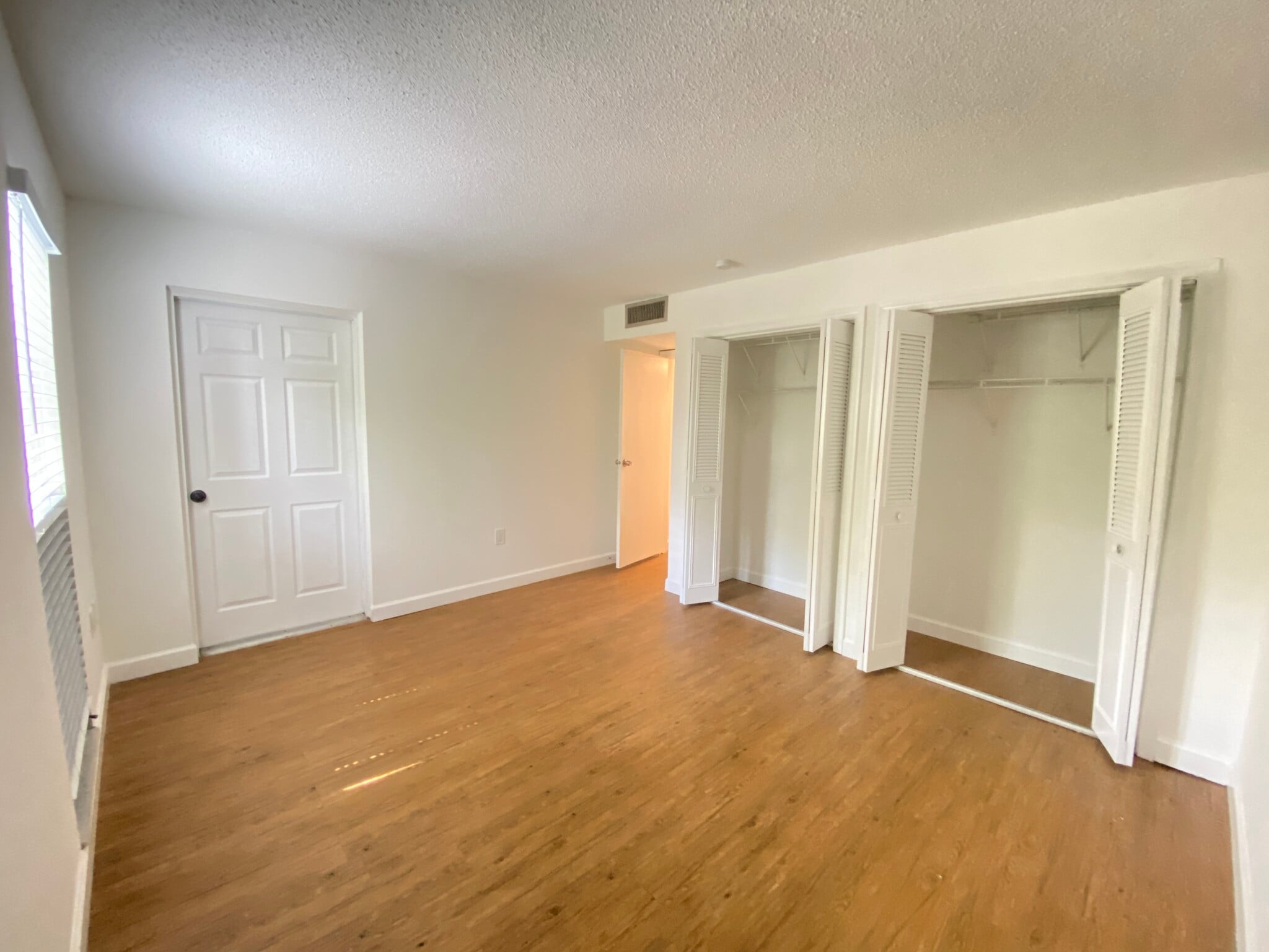 Building Photo - 701 SW 75th St
