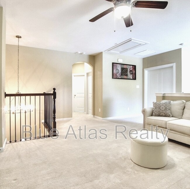 Building Photo - 4983 Stornoway Dr