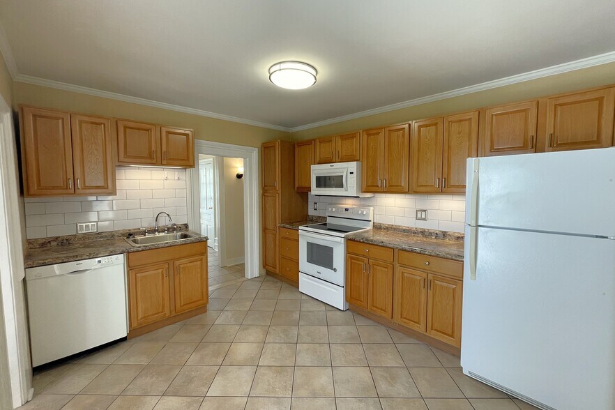 Kitchen - 609 W Water St