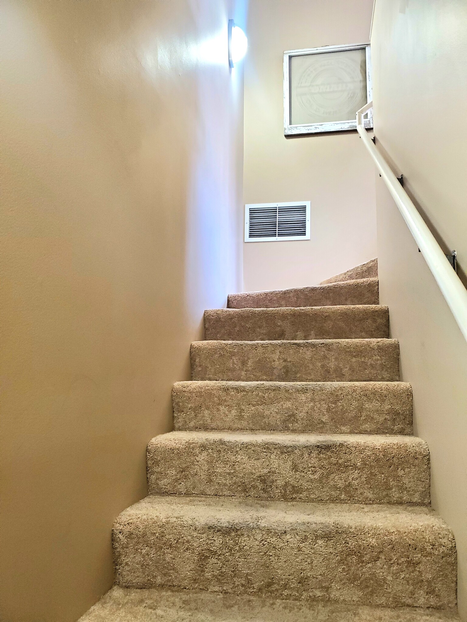 Stairs from Lower Level to First Floor - 1105 Mayberry Plaza