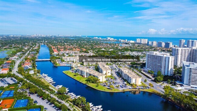 Building Photo - 601 Three Islands Boulevard