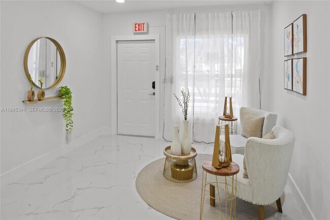 Building Photo - 1310 SW 76th Ave