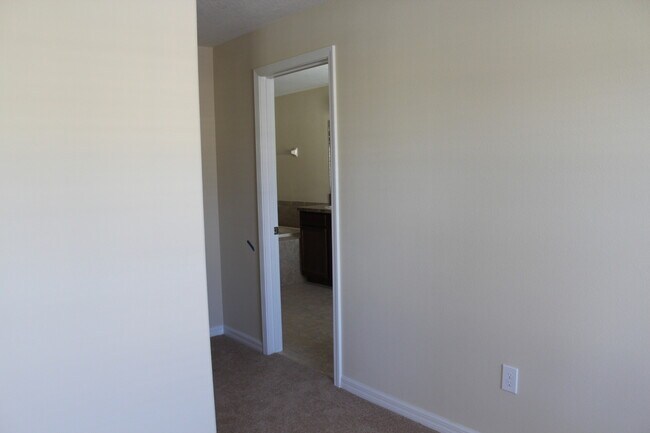 Building Photo - Spacious 3BR Lake Nona Townhome Near Medical City | 2,319 Sq Ft | 2-Car Garage