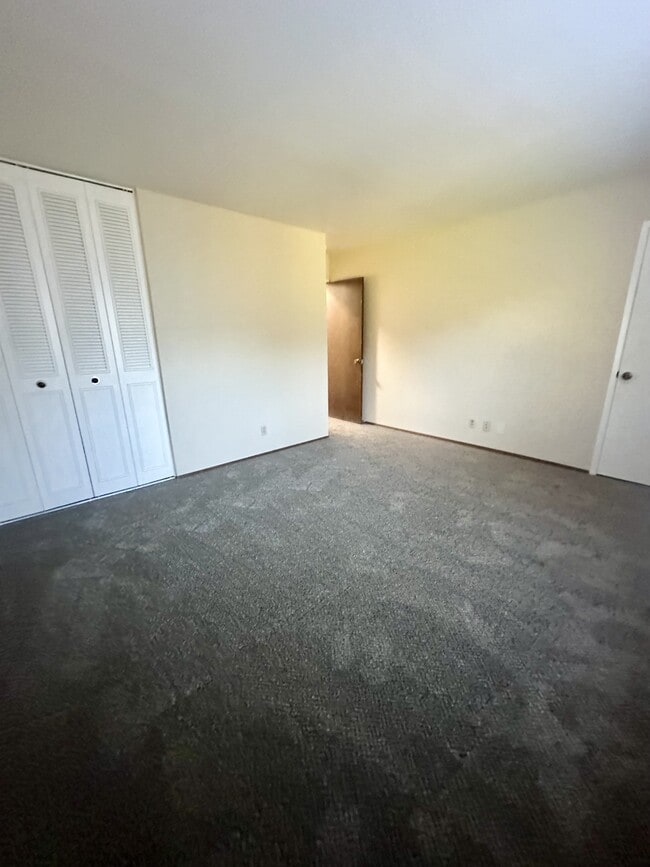 Building Photo - 3540 Northwood Dr.