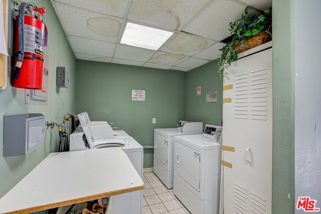 Building Photo - 6104 Cahuenga Blvd