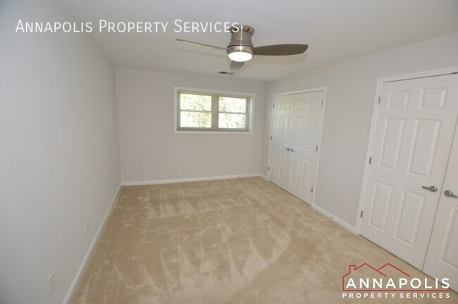 Building Photo - 1117 Primrose Ct