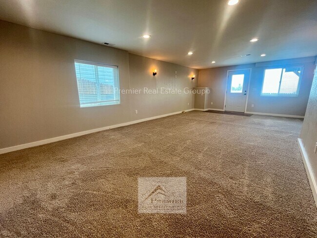 Building Photo - 4540 Laramie Sky Dr