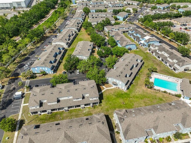 Building Photo - 6713 Lake Rochester Ln