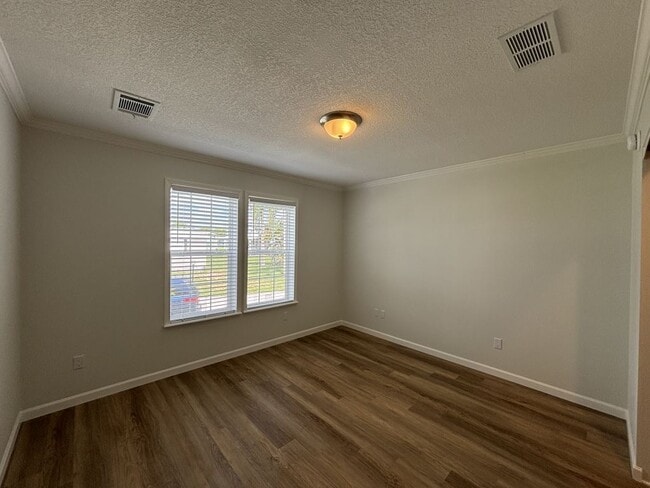 Building Photo - 7411 43rd Way N