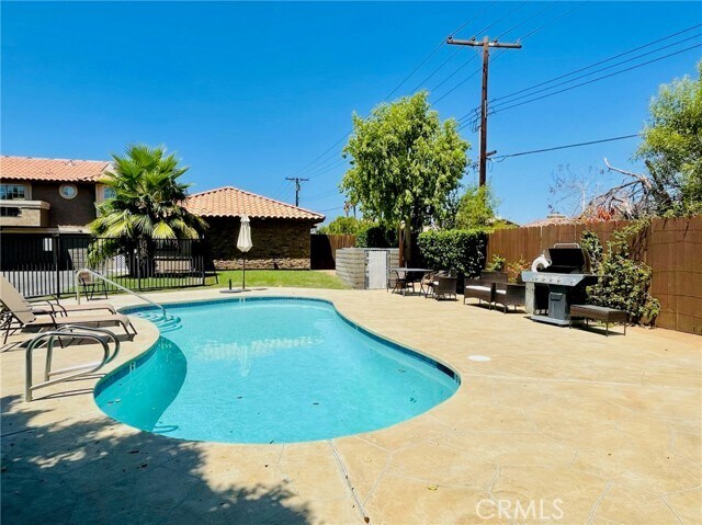 Building Photo - 79400 Ave 42