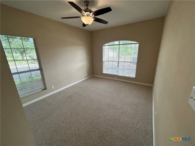 Building Photo - 1771 Oak Glen