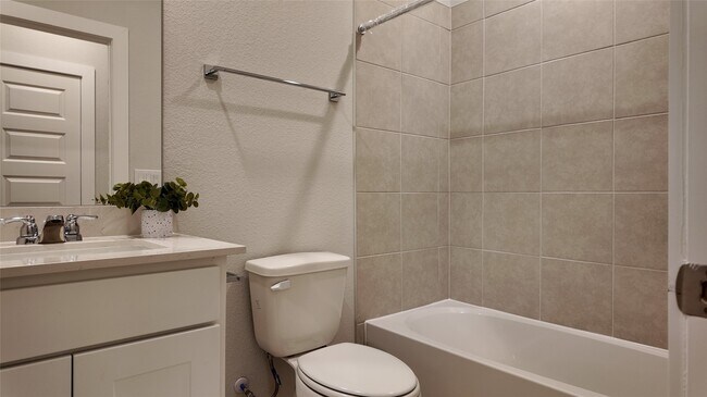 Building Photo - 8519 Blueberry Ash St