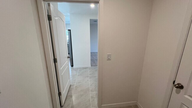 Building Photo - BEAUTIFUL 3BD/2BA Home in Palm Bay!!