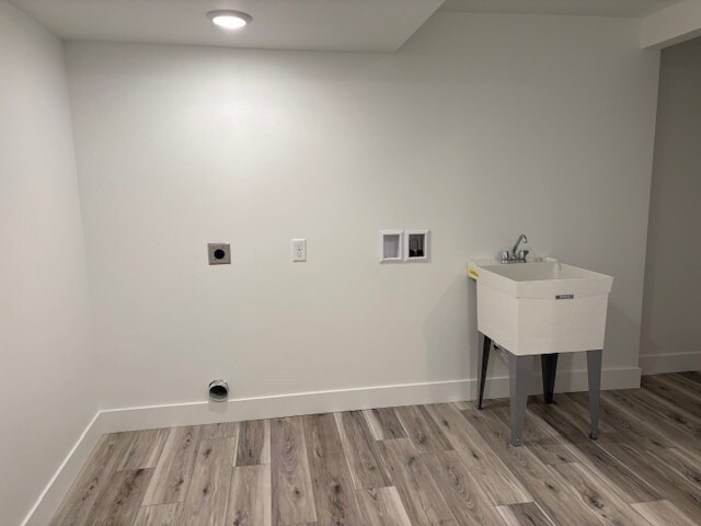 Building Photo - Newly remodeled house near the mall