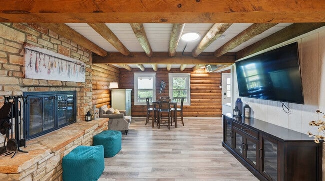 Building Photo - 205 Bravo Rd