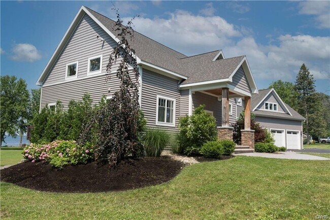 Building Photo - 8861 Shellman Dr