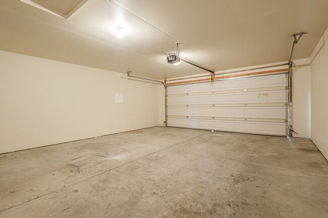 Building Photo - 428 1/2 Keener Street