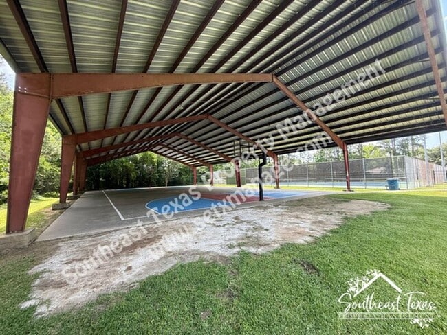 Building Photo - 6620 Forest Trail Cir