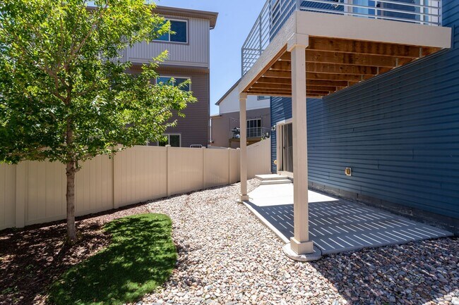 Building Photo - Move-In Ready Home in Desirable Banning Lewis Ranch!!