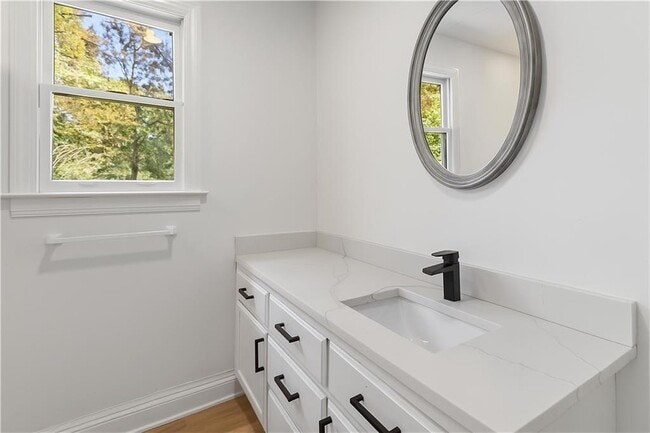 Building Photo - 2327 Young Rd