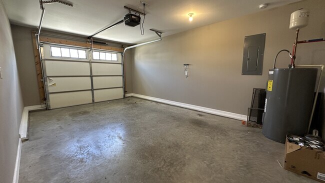 Building Photo - 155 Waterwheel Cir