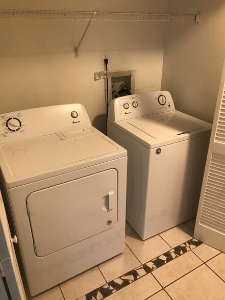 Laundry - 11B Columbia Lane