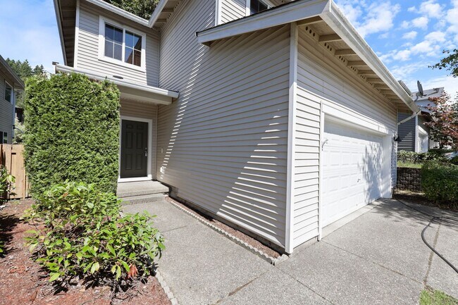 Building Photo - 1094 Ebbets Dr