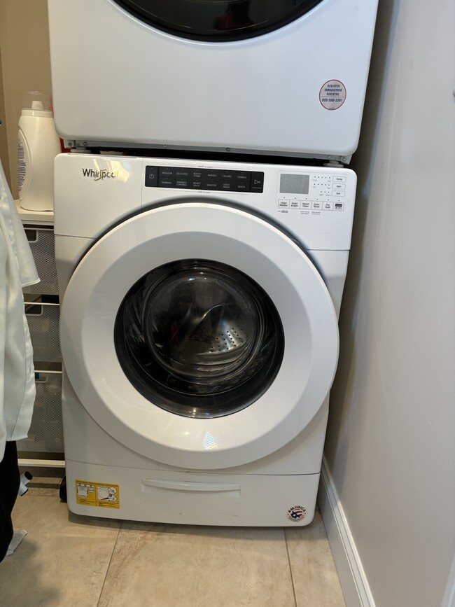 Stacked Washer/Dryer in unit - 28 Munjoy St