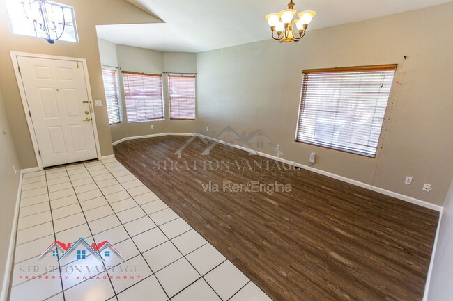 Building Photo - 1891 E Brentrup Dr