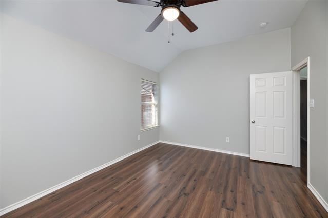 Building Photo - 5621 Old Orchard Dr