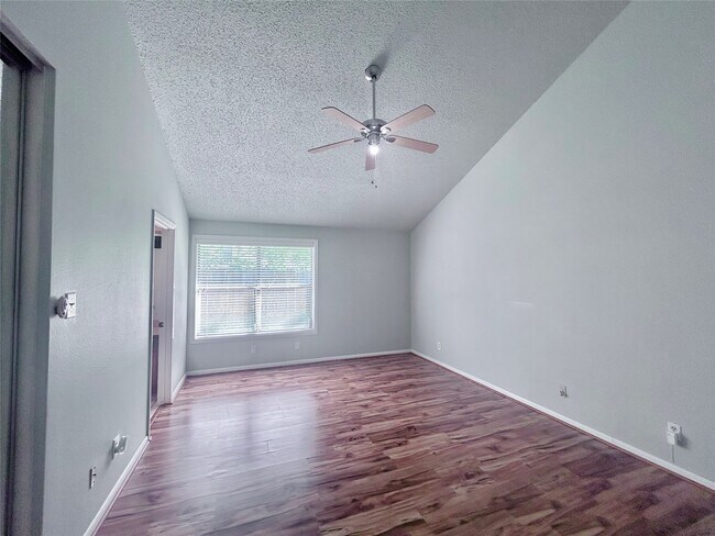 Building Photo - 18519 Sweetjasmine Ln