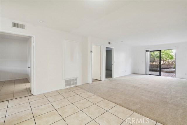 Building Photo - 1745 Los Feliz Dr