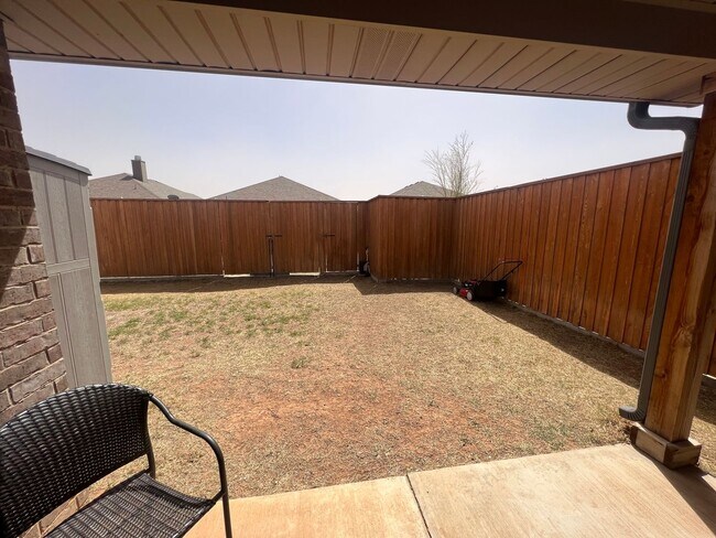 Building Photo - Beautiful and updated 3/2 In Lubbock Coope...