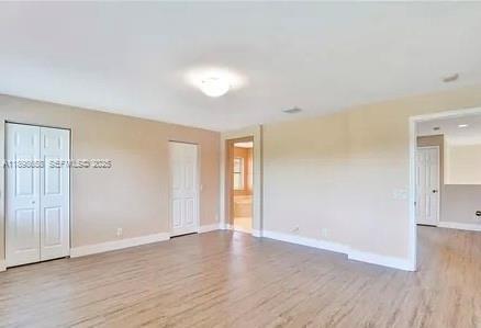 Building Photo - 1042 Sunflower Cir