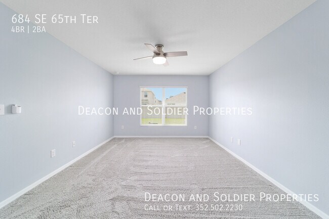 Building Photo - 684 SE 65th Terrace