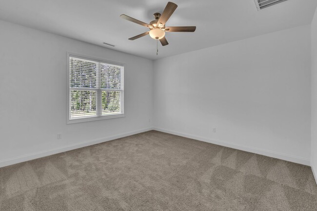 Building Photo - **Beautiful New Construction Home in Zebulon**