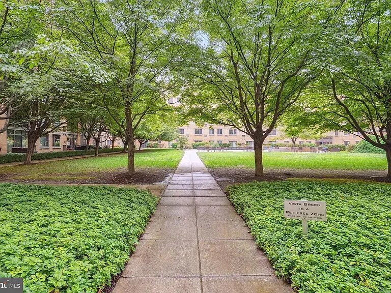 Building Photo - 475 K St NW