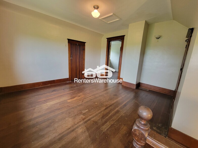 Building Photo - 23868 70th St