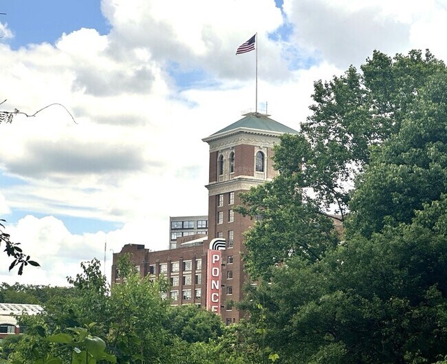 Building Photo - 735 Ponce De Leon Ct NE