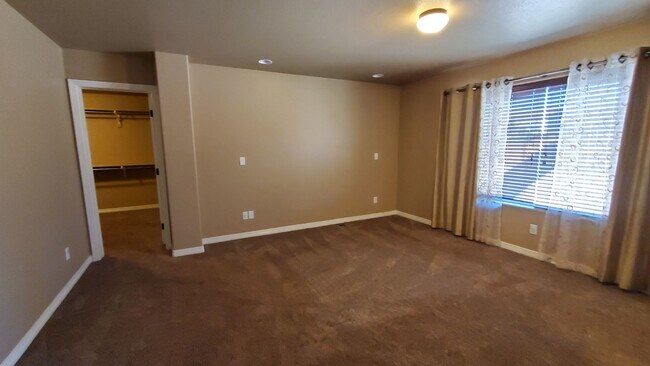 Building Photo - $2576, 5 Br/4 BA Stunning house for rent in Colorado Springs