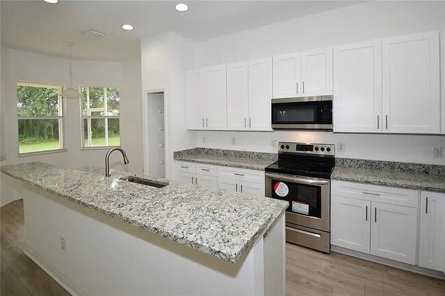 Kitchen 3 - 30741 Pumpkin Ridge Dr